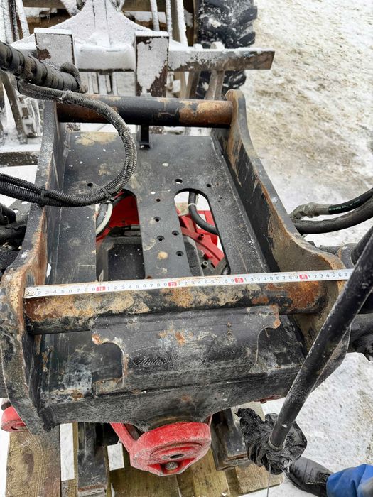 Rototilt R8 do koparek 23-32 T