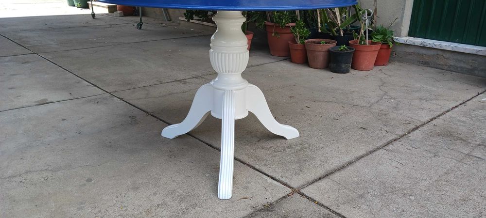 Mesa de sala tampo em Carvalho