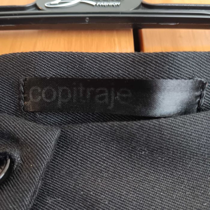 Traje académico feminino - copitraje
