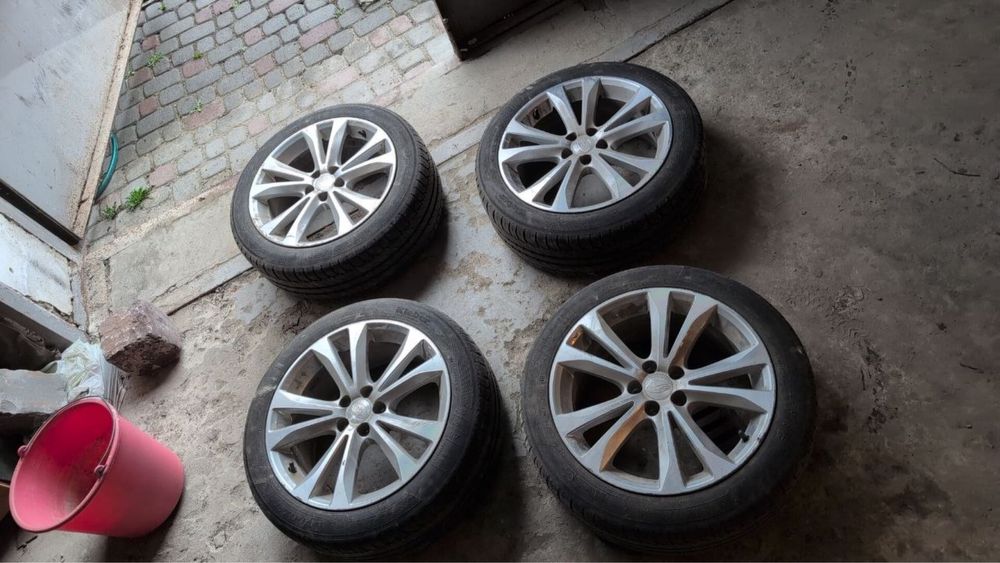 Диски R17 Subaru з датчиками