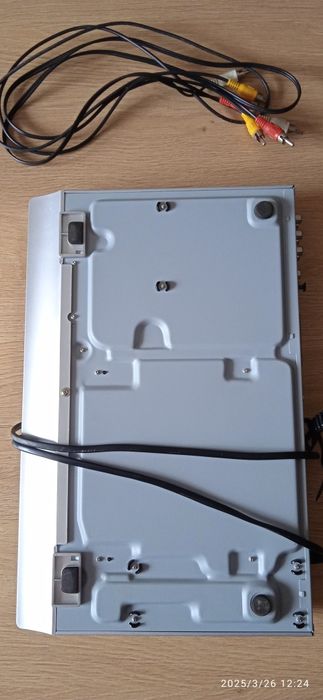 DVD проигрыватель караоке с микрофоном.