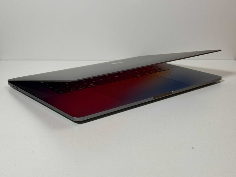 Apple MacBook Pro 15 2017 TouchBar - i7 16GB / 512GB - 91% Kondycji Baterii - Gwarancja - Stan BDB -