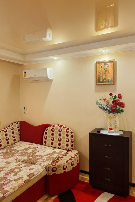 Здається 2-кімнатна квартира 17000 грн 
Хортицький район, на будь-який