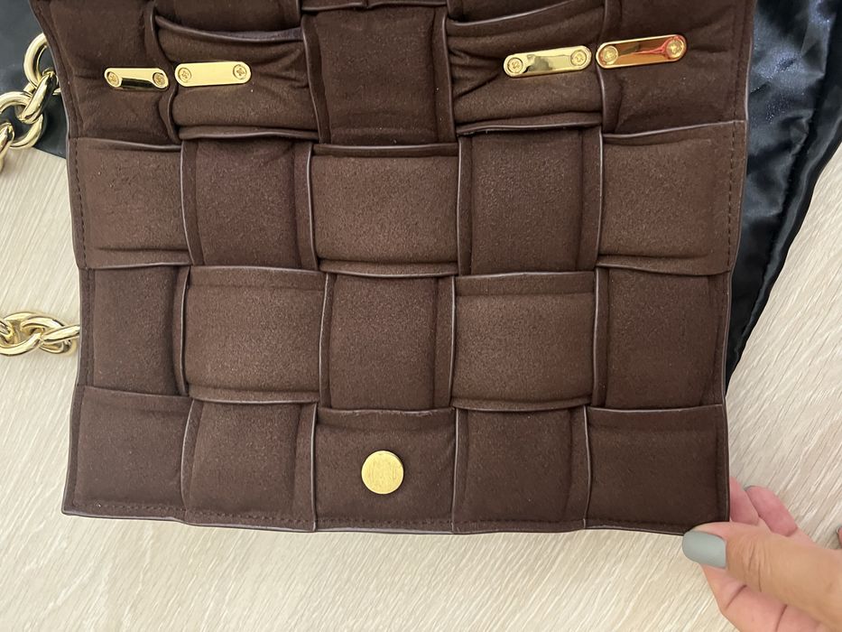 Продам  замшевую сумку.