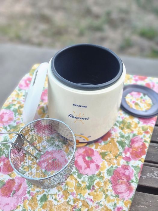 Fritadeira peqena / fondue