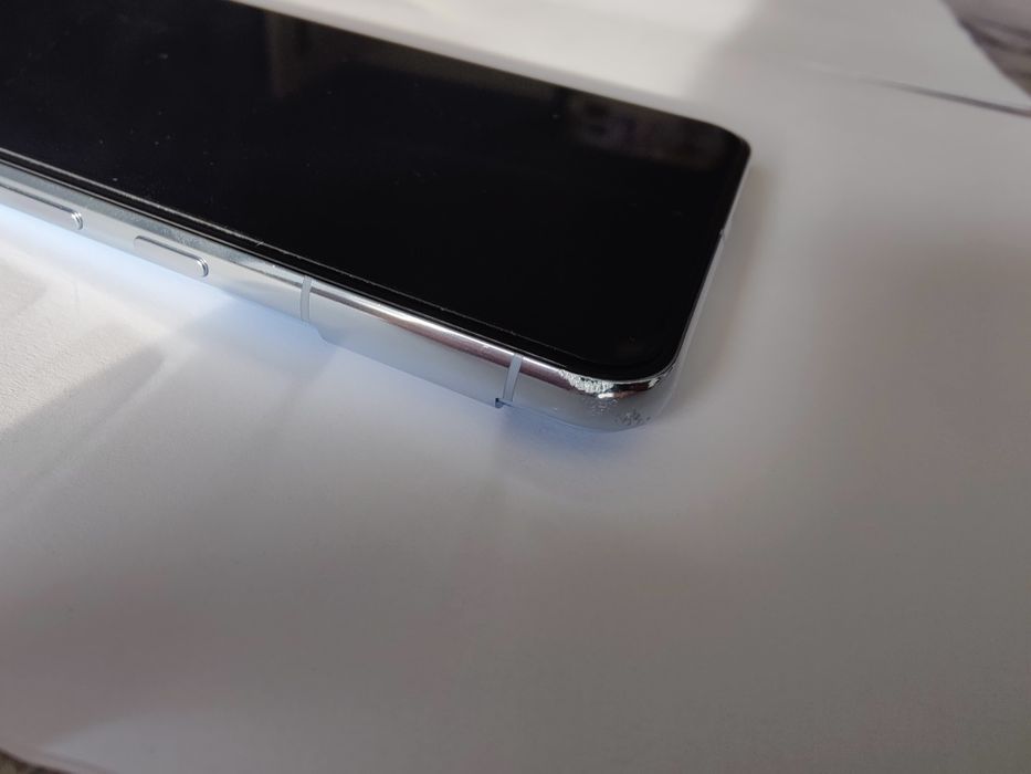 ТЕРМІНОВО!! Google pixel 8pro 12/256гб акум 124 цикли неверлок