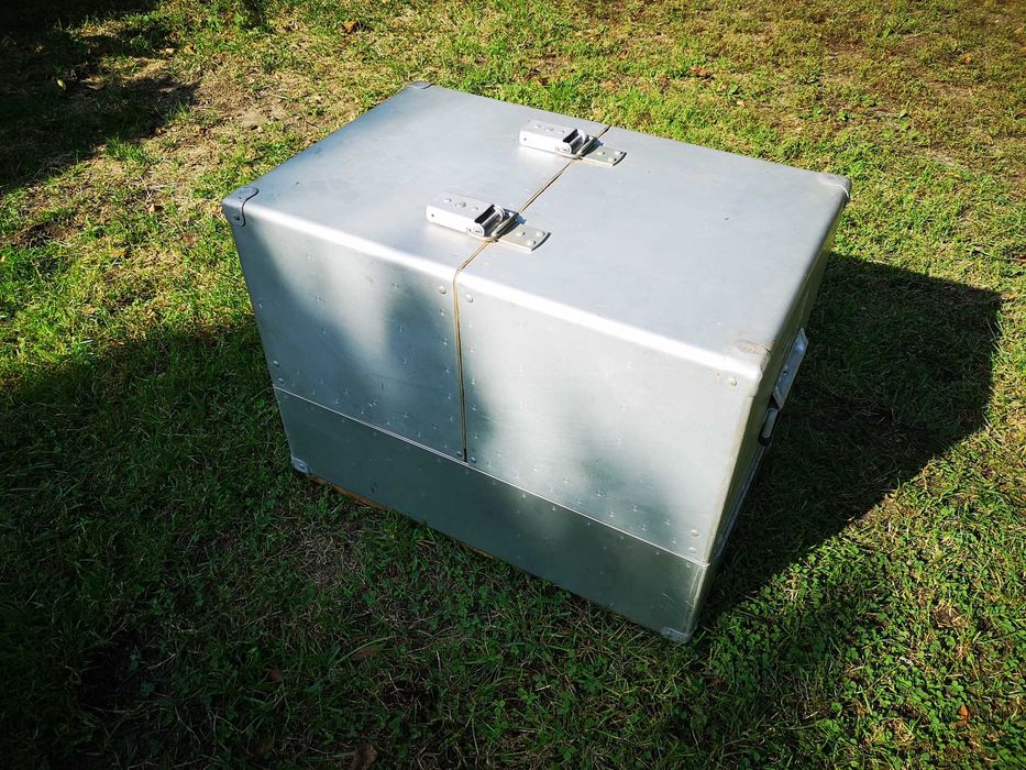 Skrzynia ZARGES aluminiowa duży 55x40x35 cm 2 zamki uszczelniana kufer