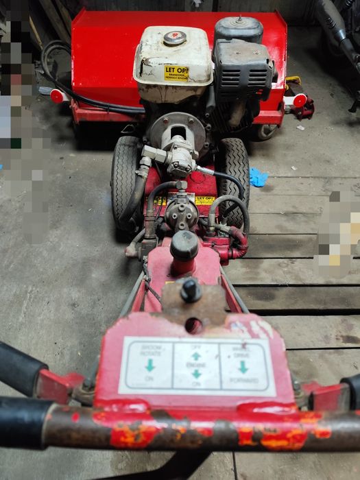 Zamiatarka hydrauliczna