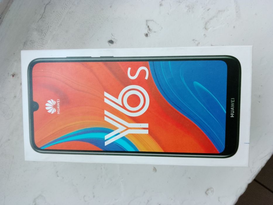 Orginalne pudełko z papierami Huawei Y6s