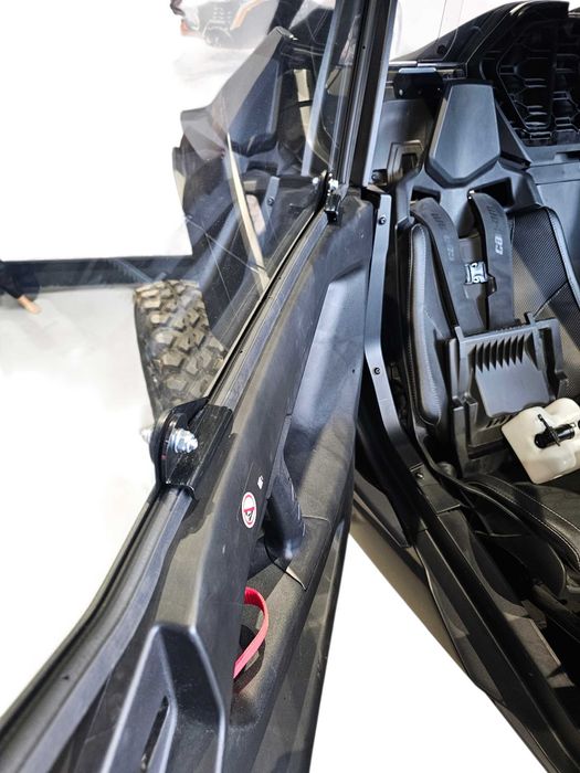 Szyby boczne Can-Am Maverick R