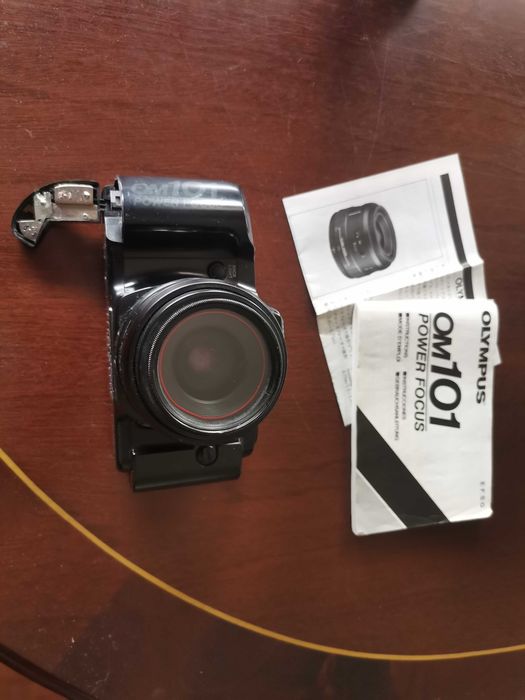 Camera fotográfica Olympus OM-101 - Power Focus - c/ lente 35-70mm
