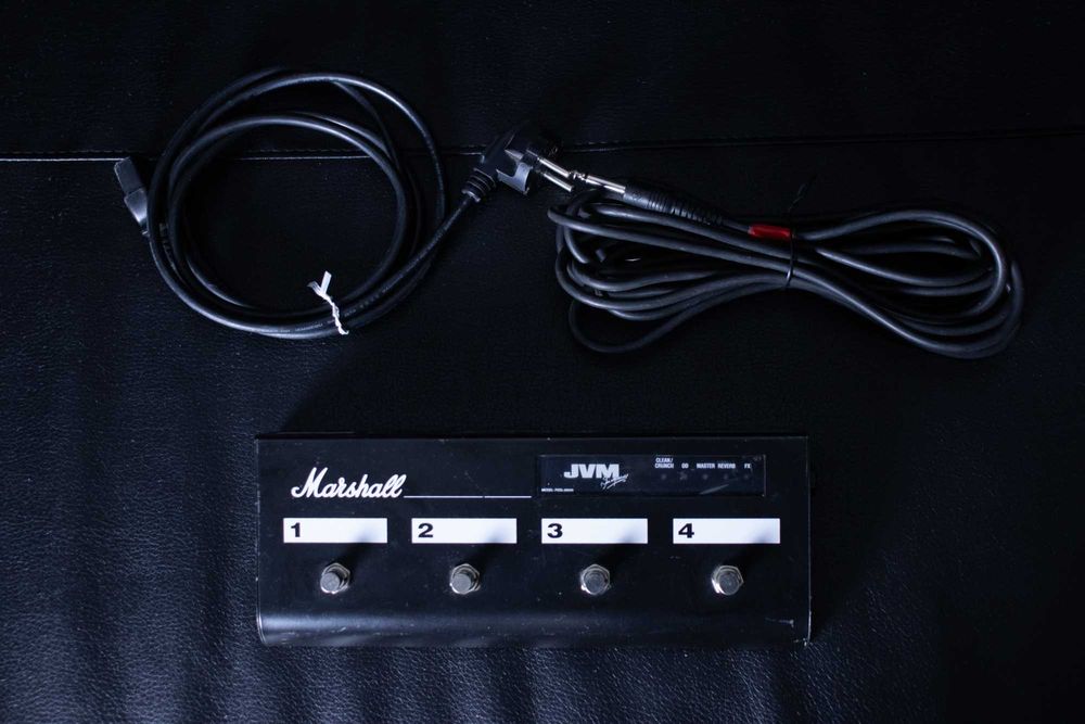 Marshall JVM215C 2-Channel 50-Watt 1x12" + NSP Cases (UK) + Footswitch