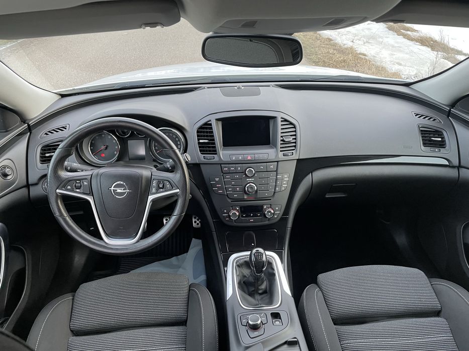 Opel Insignia 2.0 Turbo 4x4 Benzyna