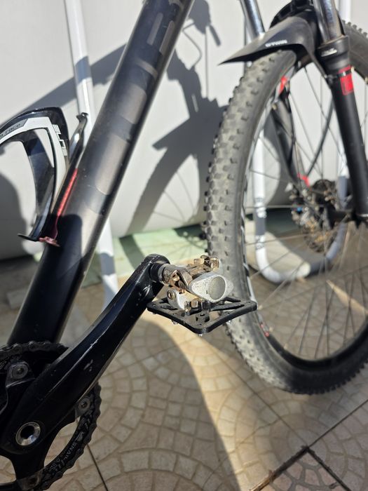 Bicicleta cube .