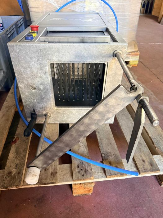 Máquina de Espetadas Industrial EMSSENS em Aço Inox