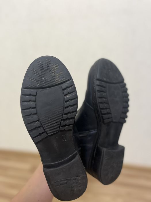 Ботинки зимние женские