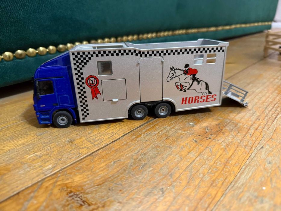 Farma koni  Schleich