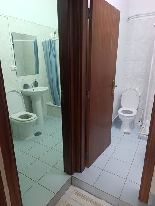 Alugo quarto Leiria