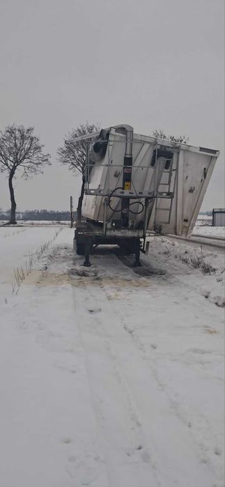 Naczepa wywrotka 55m3 rok 2022r uszkodzona