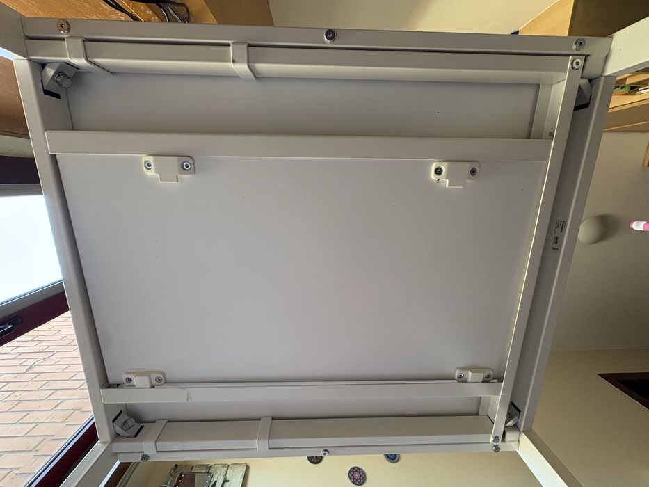 Mesa branca extensivel