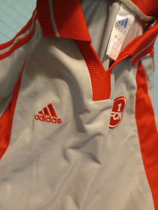 T-shirt Adidas tamanho 140