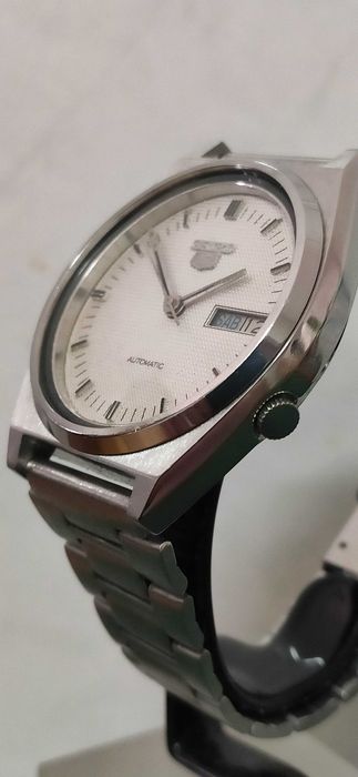 Relógio antigo Seiko 5 automático