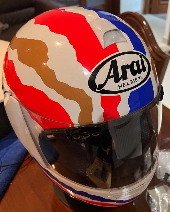 Capacete arai Mick Doohan 1ra Edicao "Jamaica"
