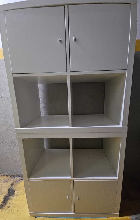 Estante modular c portas removíveis , c 1 ou 2 módulos