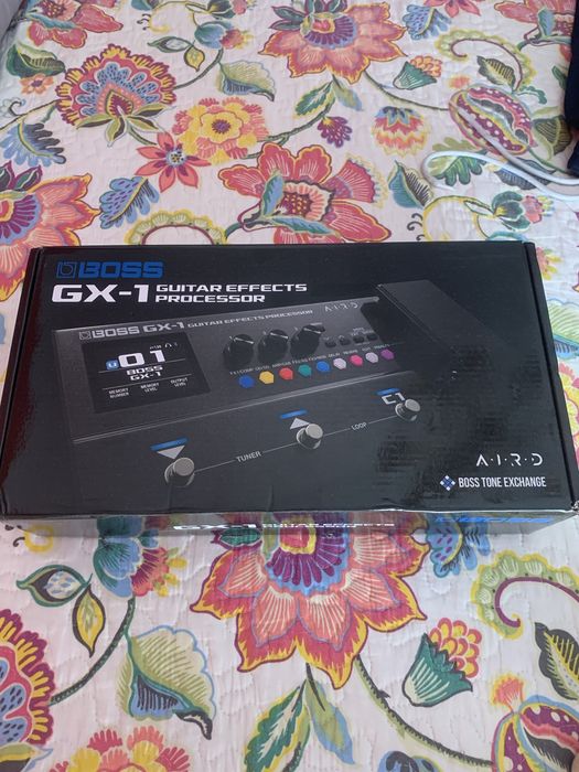 Pedaleira Boss GX1
