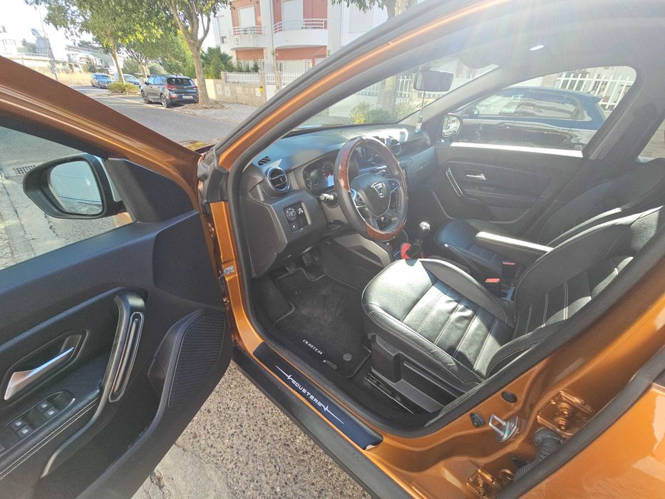 Dacia Duster 2019  1.6 SCe Bi-Fuel (GPL / Gasolina) em excelente estado
