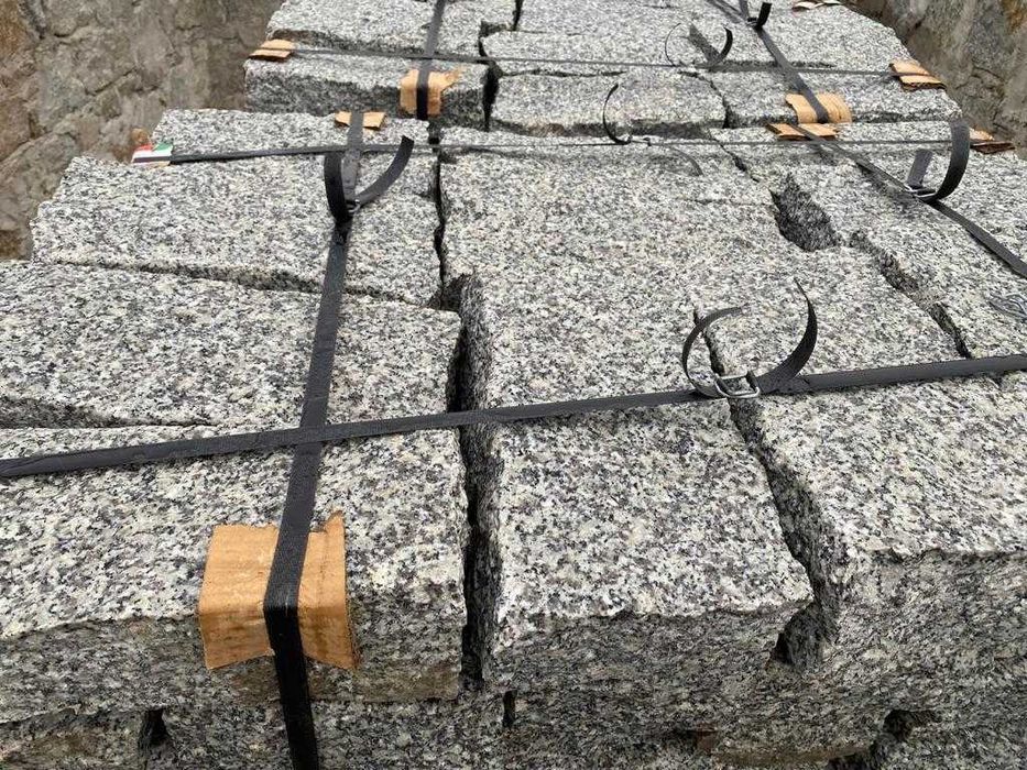 Opornik granitowy , krawężnik, obrzeże, szary