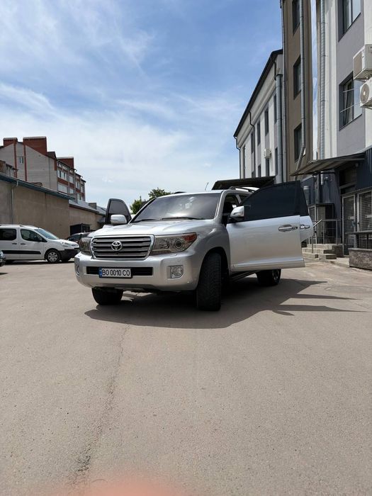 Toyota Land Cruiser 2012 200 (FL)