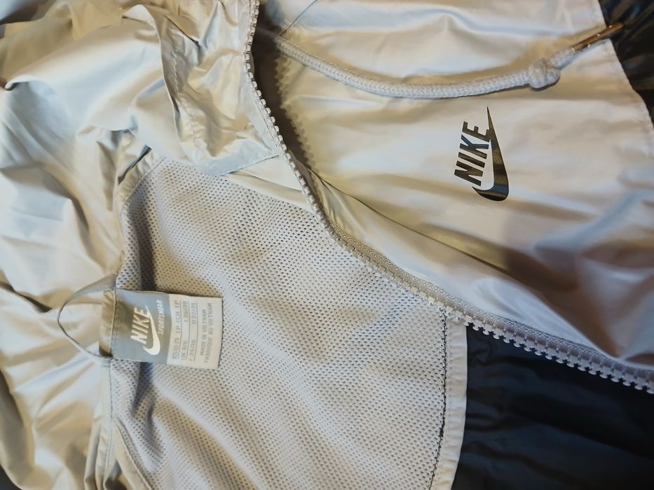 Спортивна кофта жіноча