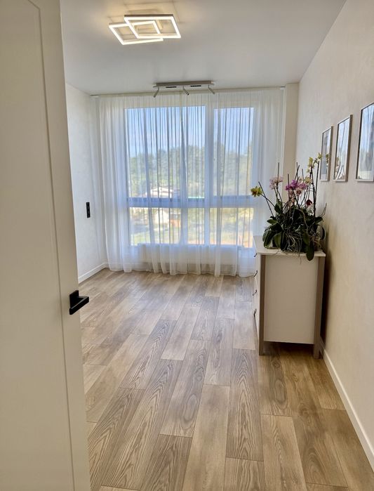 Продаж 2-кім. квартири в заселеній новобудові Грінвуд-2