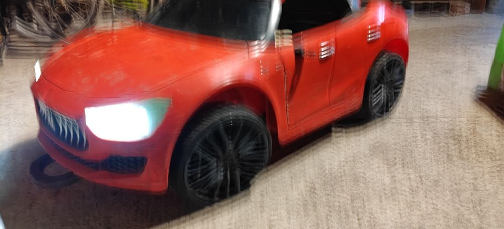 Auto na akumulator z pilotem Maserati