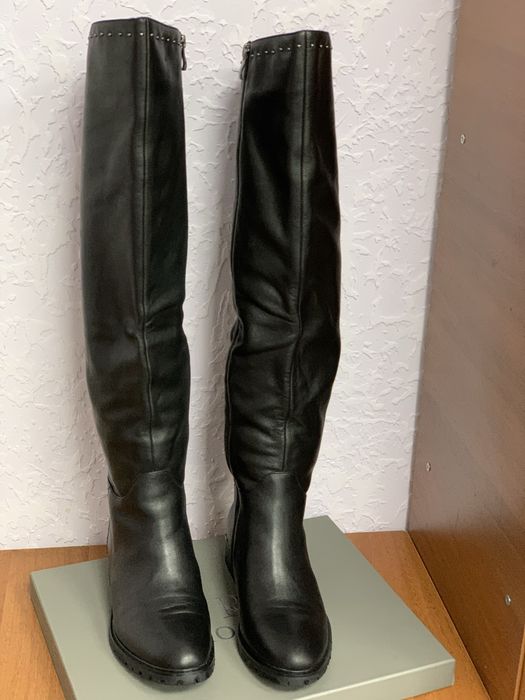 Зимние сапоги женские