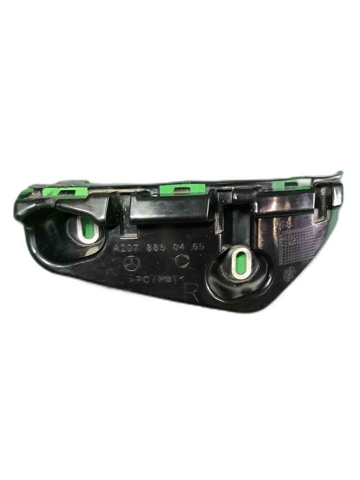 Guia de Pára-choques Trás Direito MERCEDES-BENZ E-CLASS Cabriolet A2078850465 (OEM)