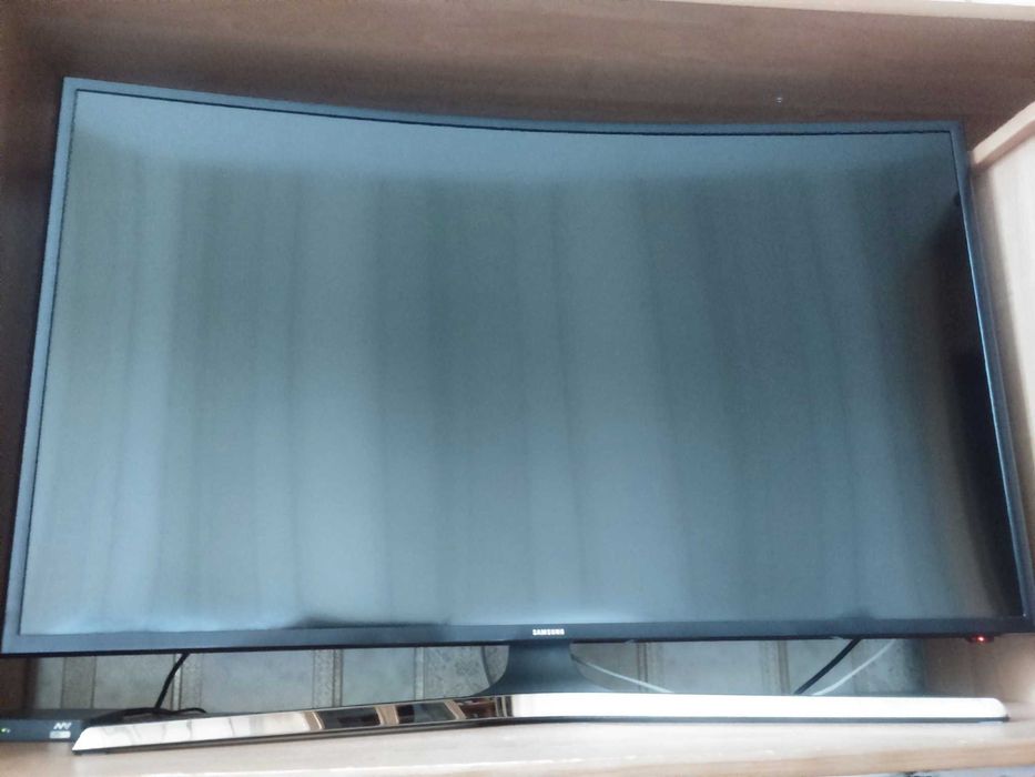 Samsung ue49ku6300 BN41-02528 битая матрица,продается по запчастям