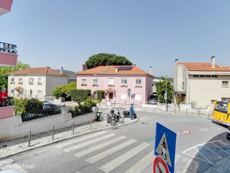 Apartamento T2 em Campolide