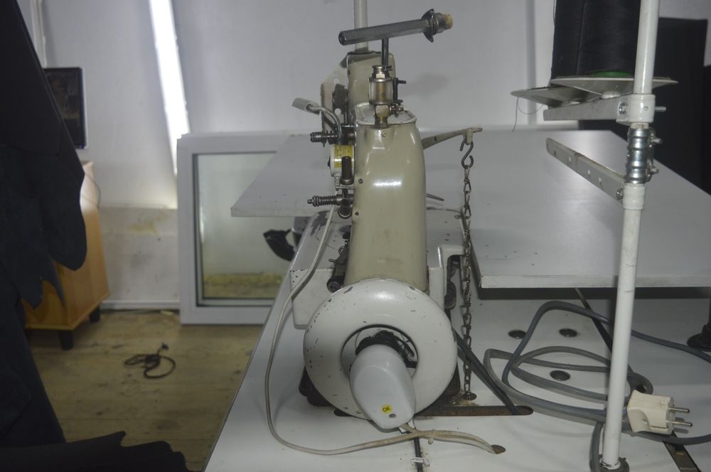 maquina tapetes ou alcatifas  industrial