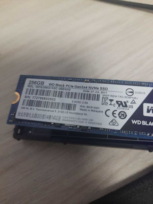 SSD WD Black SSD WDS256G1X0C: 550 Комплектующие и