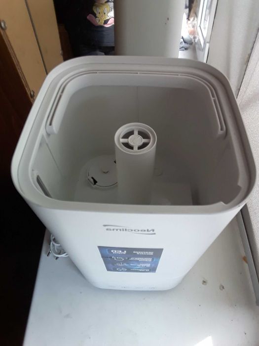 Зволожувач повітря Neoclima SP 55W