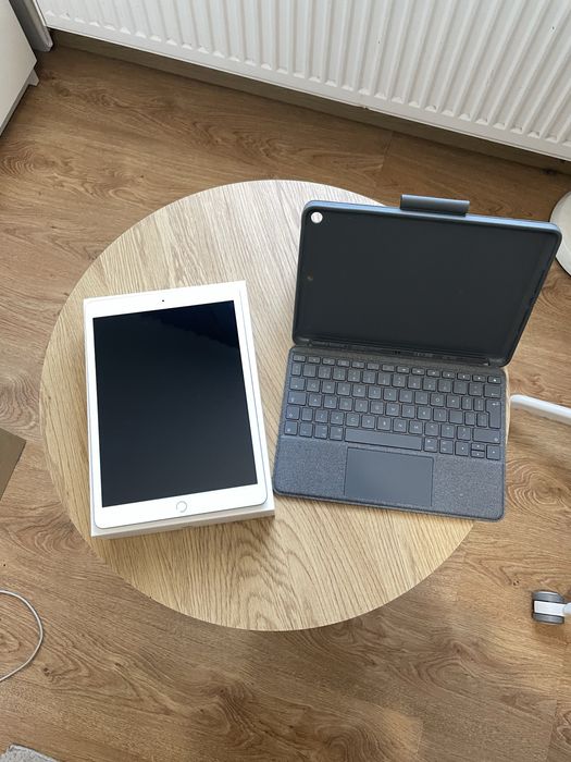iPad 8th gen 32 GB Case z klawiaturą Logitech Combo Touch