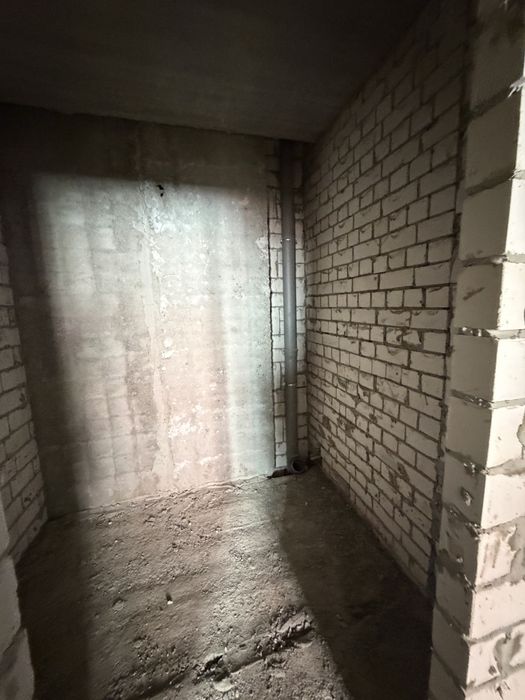 Продаж квартири жк гідропарк 40м2