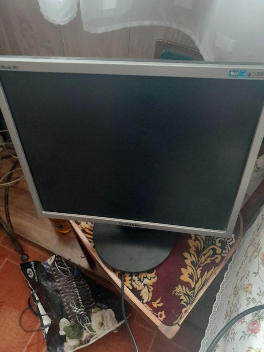 Монітор самсунг в хорошому робочому стані