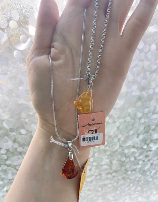 Кулон ,підвіска ,ланцюг ,бурштин