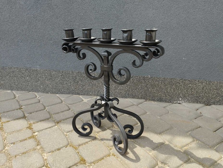 Świecznik stojący, wysokość 47 cm, 5 świec