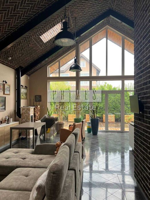 Продажа дома 166 м2 в КМ Стоянка-2 возле г. Ирпень, Бучанский район