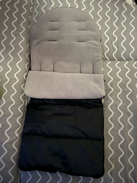 Чохол в коляску на флісі новий