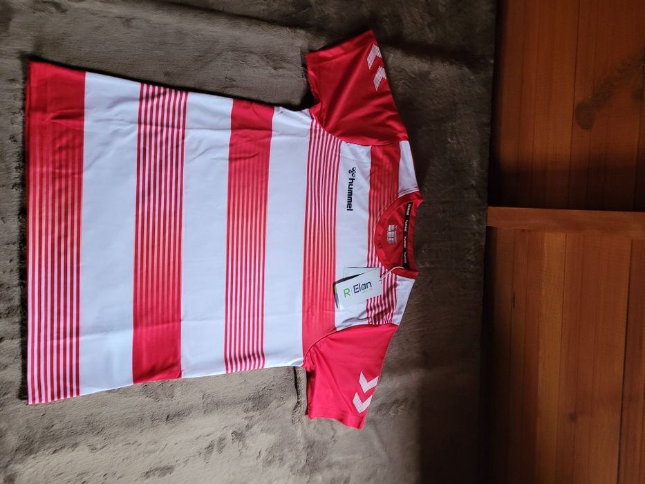 Koszulka dziecięca hummel rozmiar 176